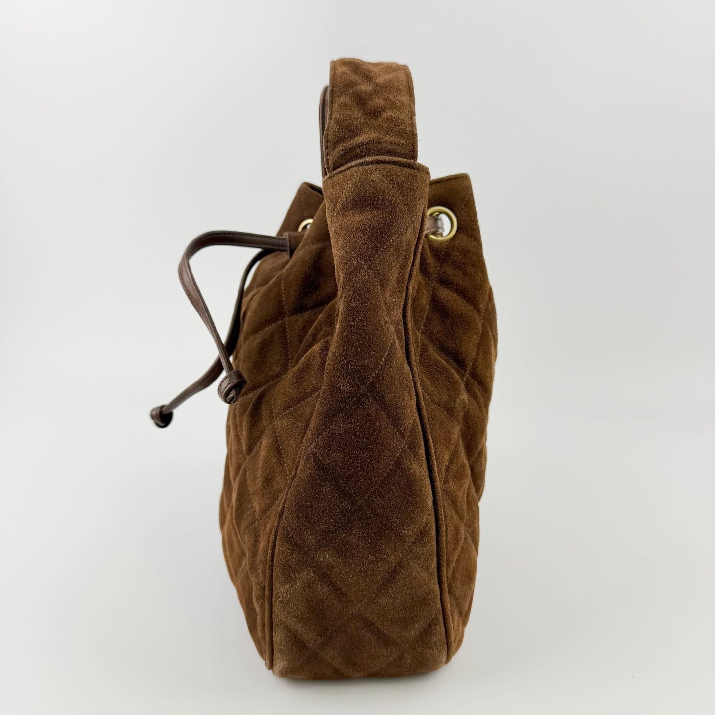 Chanel CC Logo Quilted Shoulder Bag Suede Leather Brown Gold Vintage — view 6