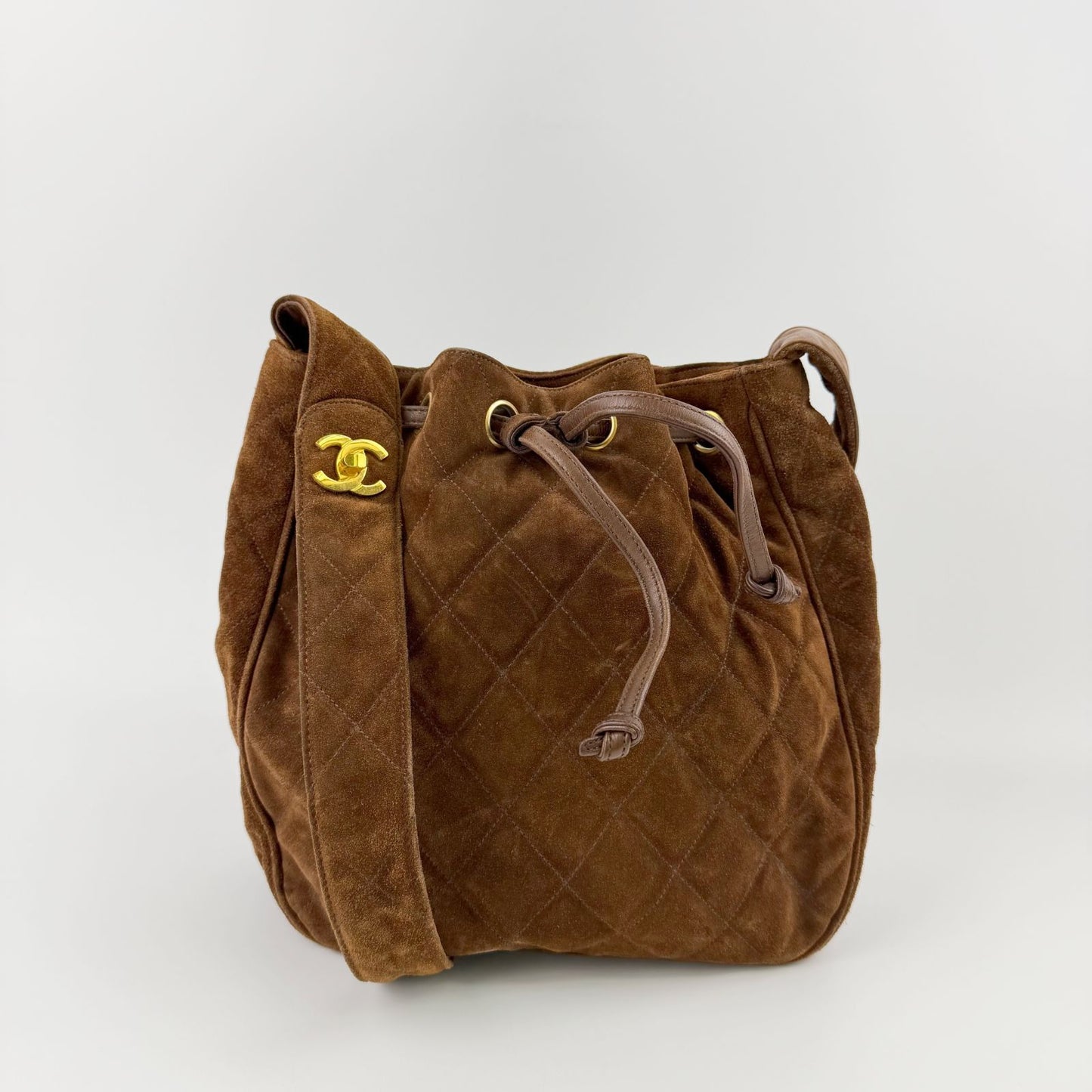 Chanel CC Logo Quilted Shoulder Bag Suede Leather Brown Gold Vintage