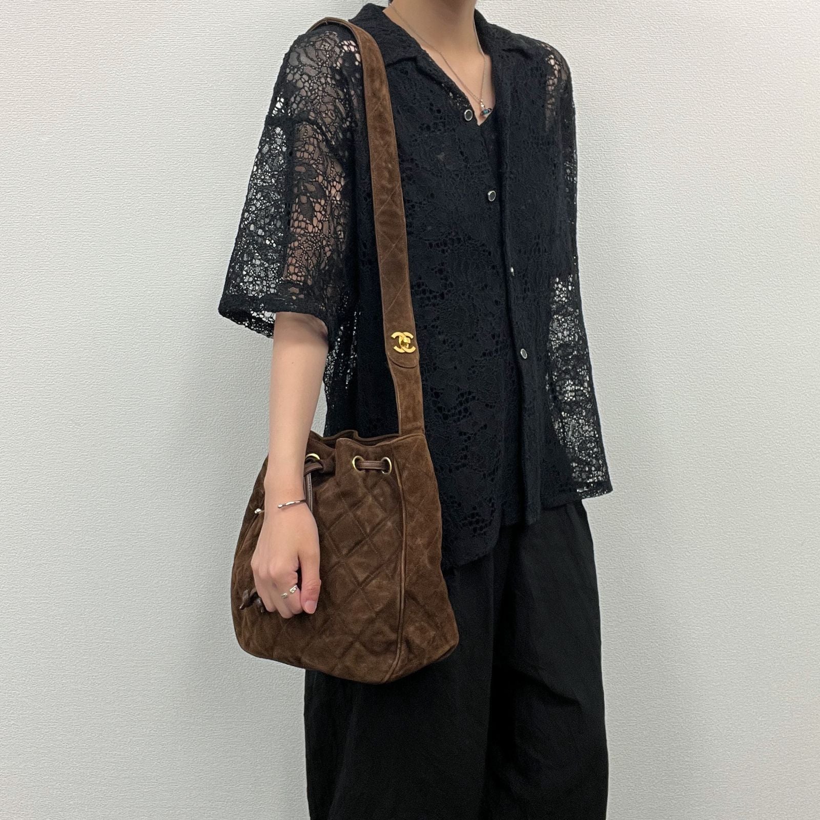 Chanel CC Logo Quilted Shoulder Bag Suede Leather Brown Gold Vintage — view 3