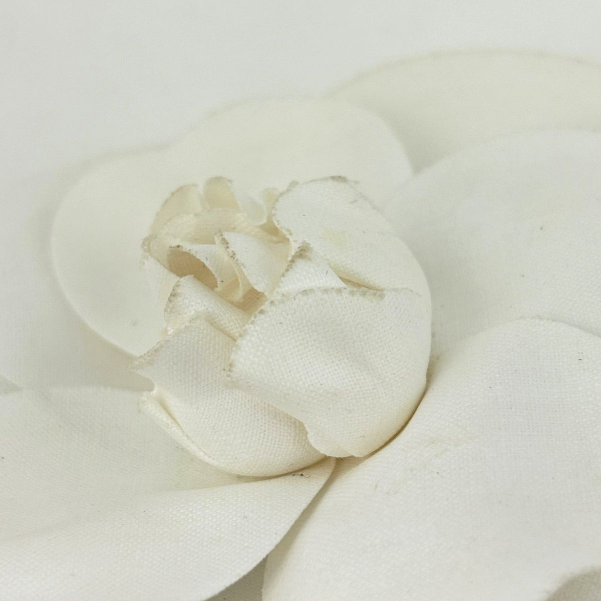 Chanel Camellia Brooch Corsage Flower Ribbon Fabric White Black — view 4