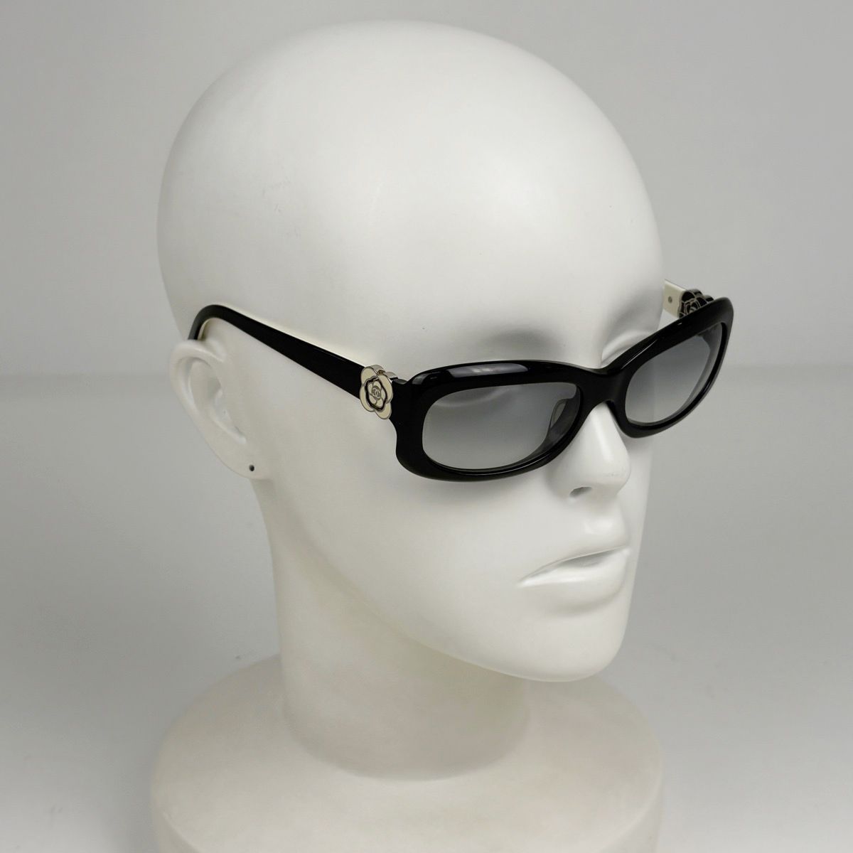 Chanel Camellia Sunglasses CC Logo Acetate Black Eyewear — view 8