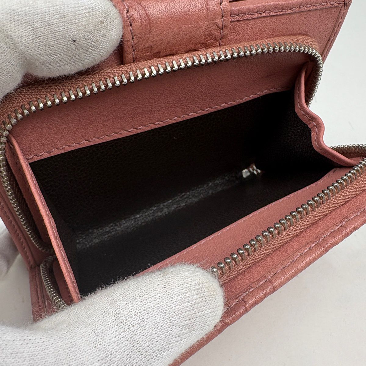 Gucci Guccissima Bifold Wallet GG Pattern Shi Marais the Pink — view 5