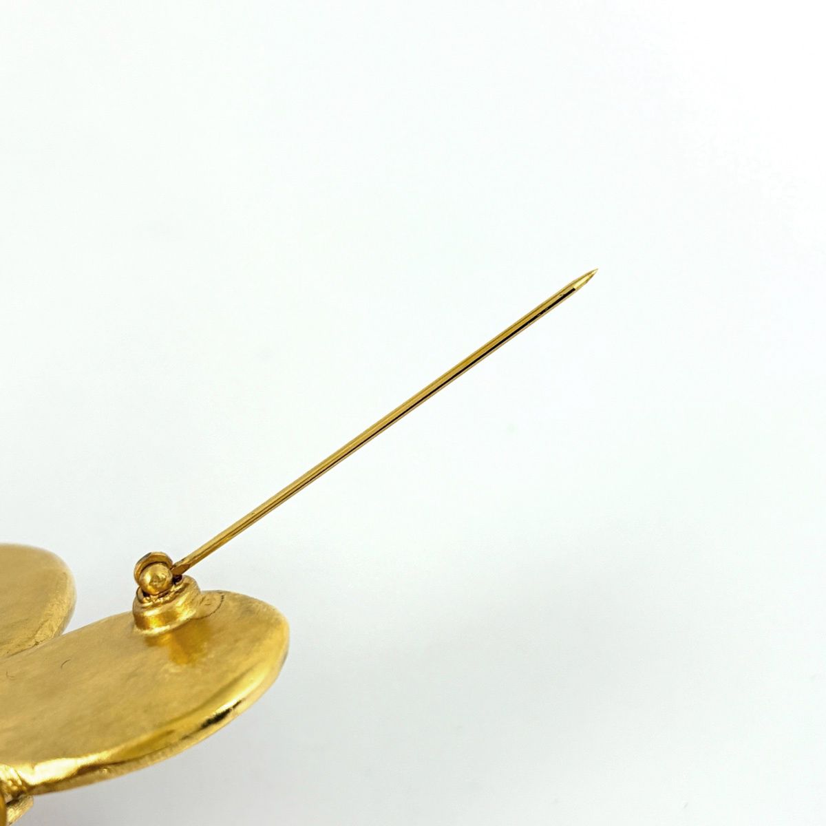 Chanel CC Logo Color Stone Brooch Gold Plated — view 3