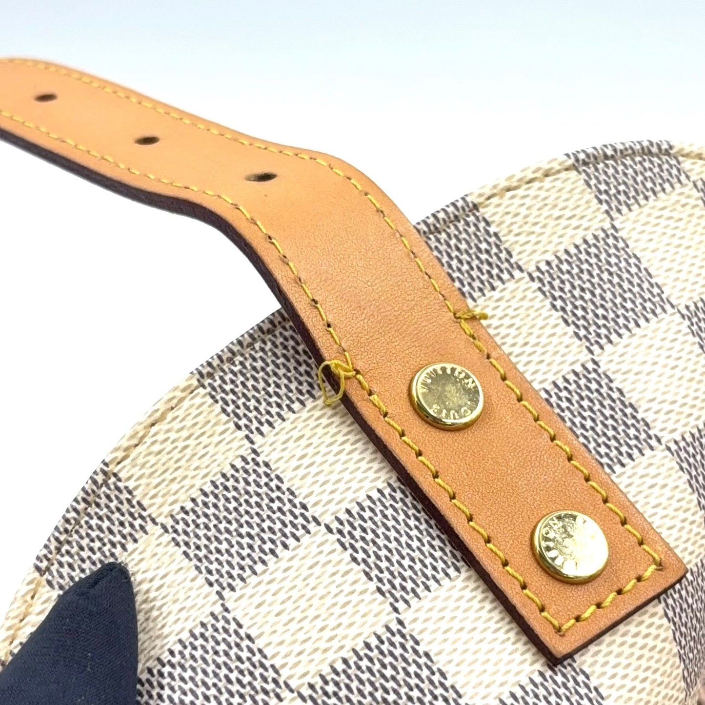 Louis Vuitton Sperone Damier Azur Leather White Light Brown Backpack Gold — view 9
