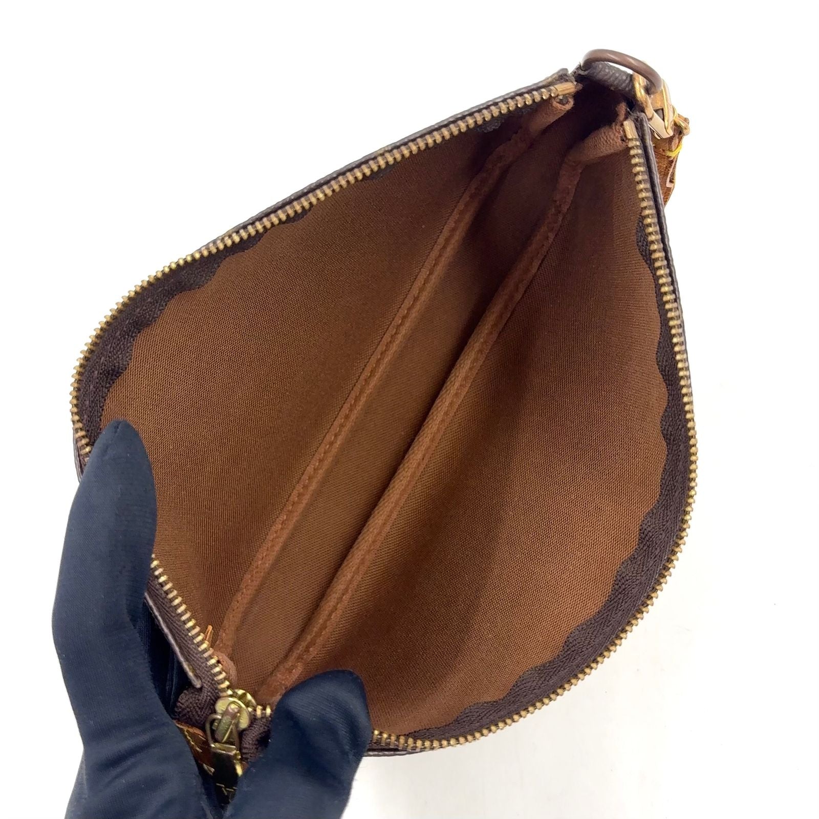 Louis Vuitton Pochette Monogram Leather Brown Light Handbag Gold — view 3