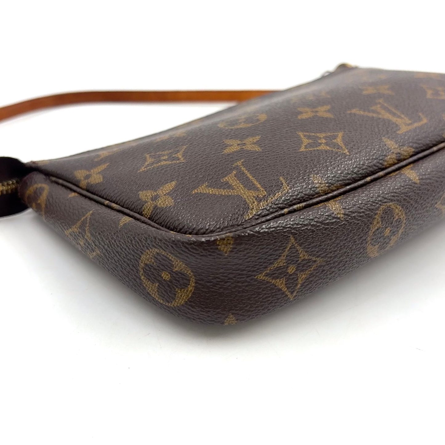 Louis Vuitton Pochette Monogram Leather Brown Light Handbag Gold — view 7