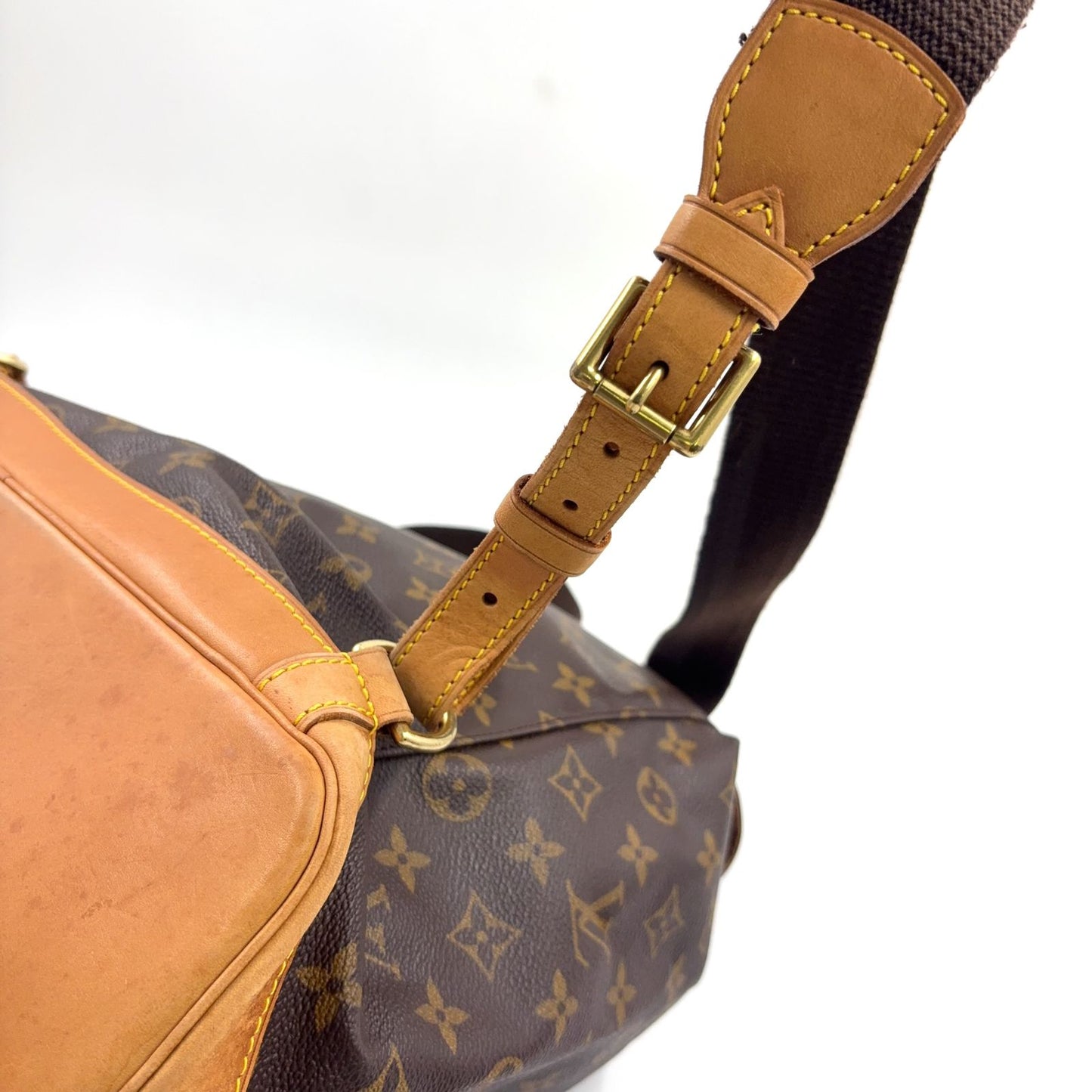 Louis Vuitton Montsouris GM Monogram Leather Brown Light Beige Backpack Gold — view 8