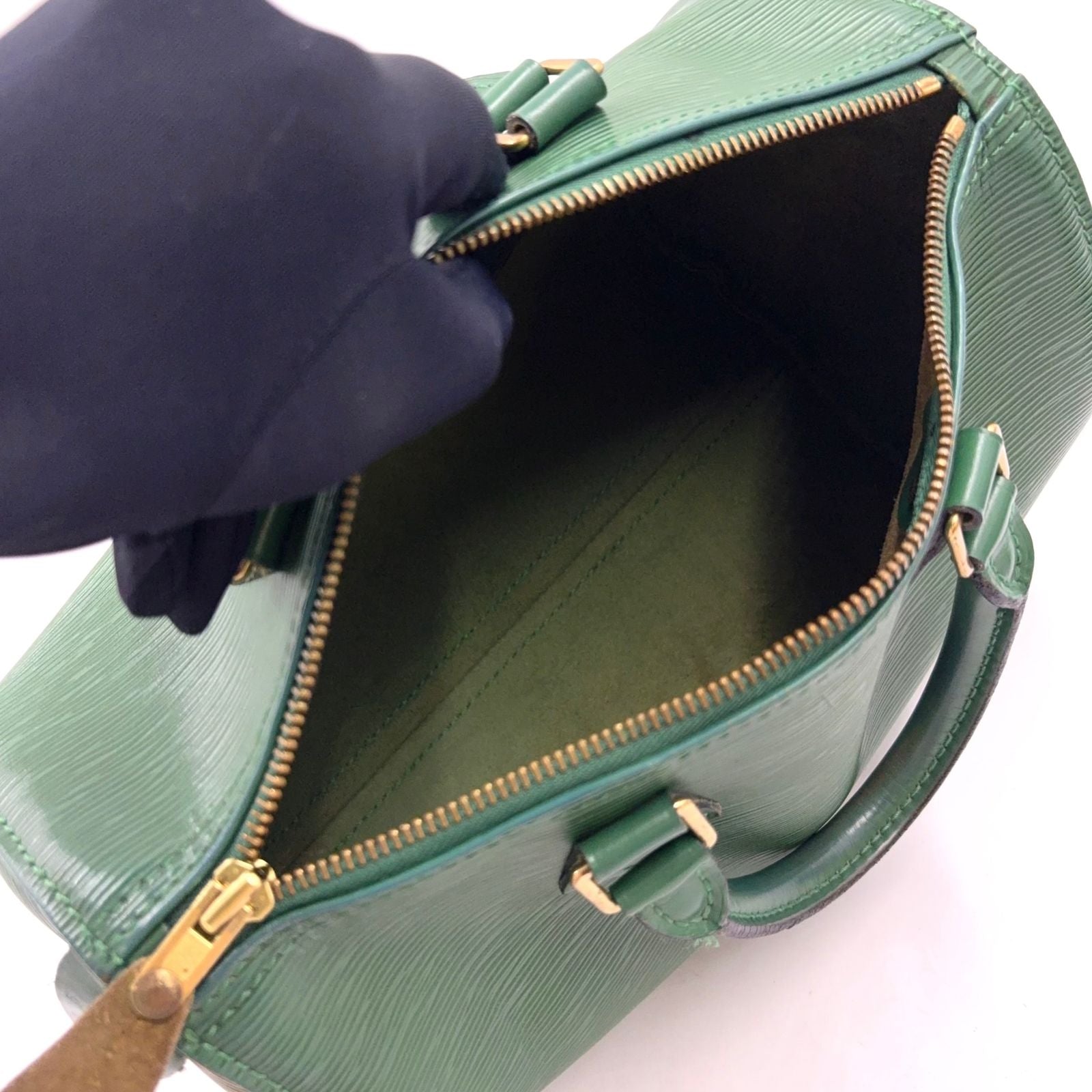 Louis Vuitton Speedy 25 Epi Borneo Green Leather Handbag Gold — view 3