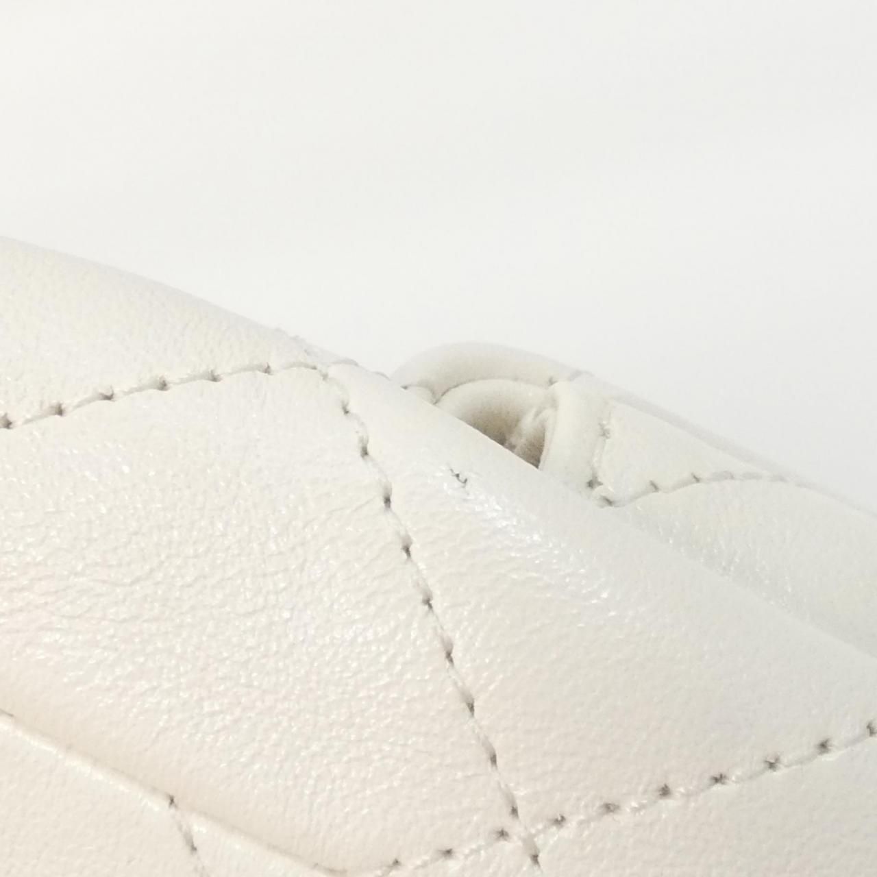 Chanel Backpack White — view 6