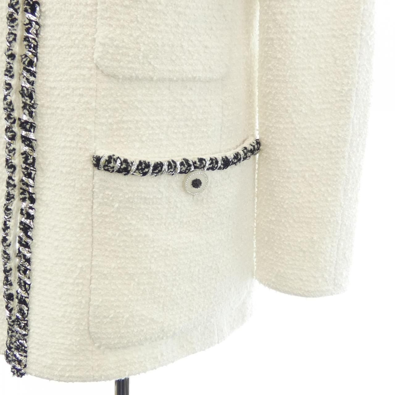 Chanel Collarless Jacket White — view 7
