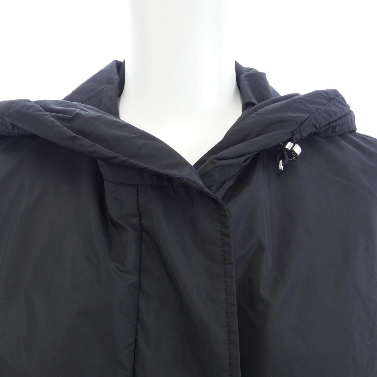 Moncler Hiengu Coat Black — view 5