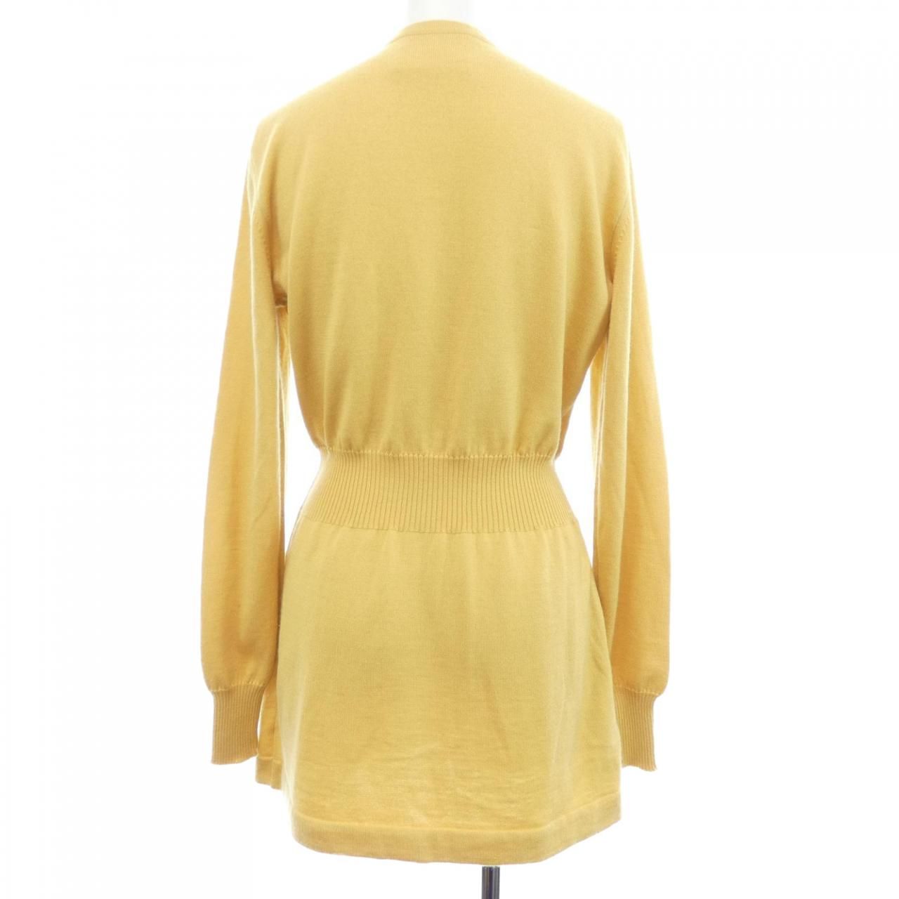 Chanel Vintage Cardigan Yellow — view 2