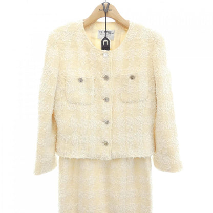 Chanel Vintage Suit Beige