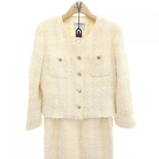 Chanel Vintage Suit Beige