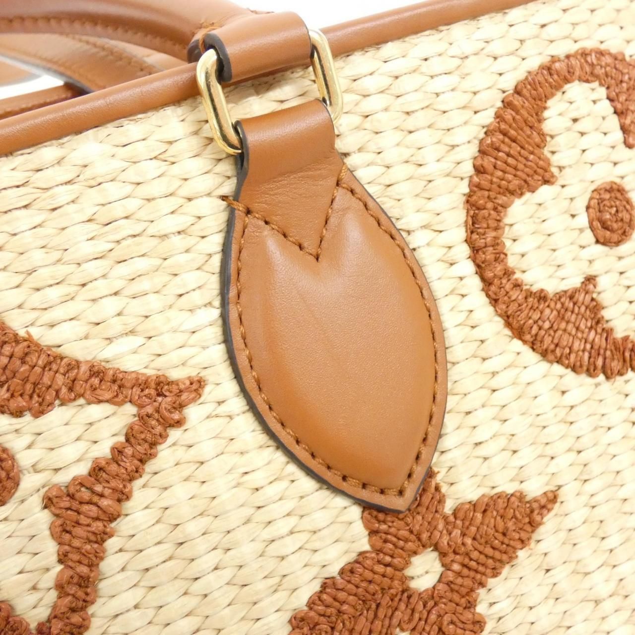 Louis Vuitton Monogram Raffia On The Go — view 3