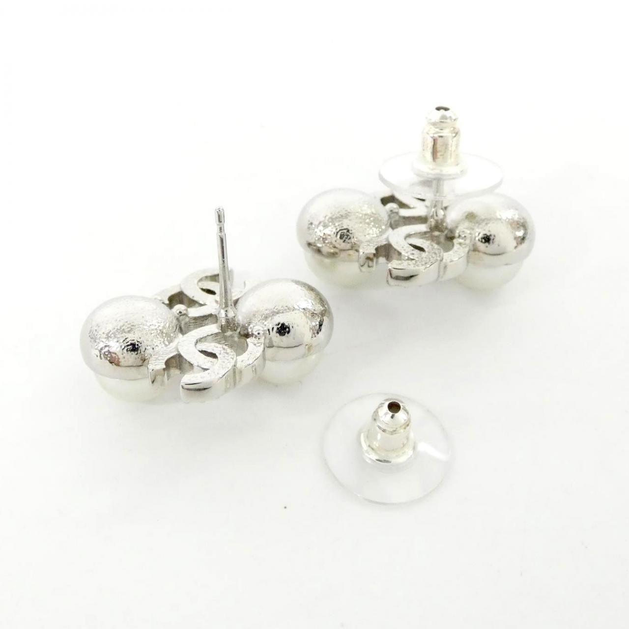 Chanel Earrings Silver — view 3