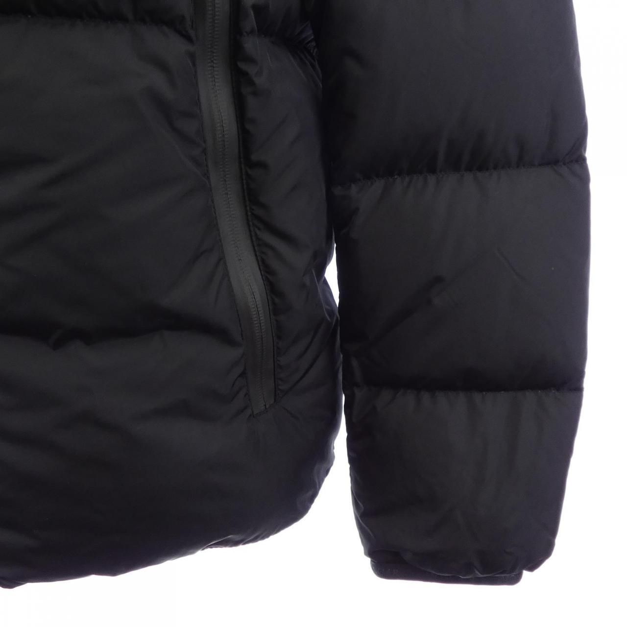 Moncler Montcla Down Jacket — view 7