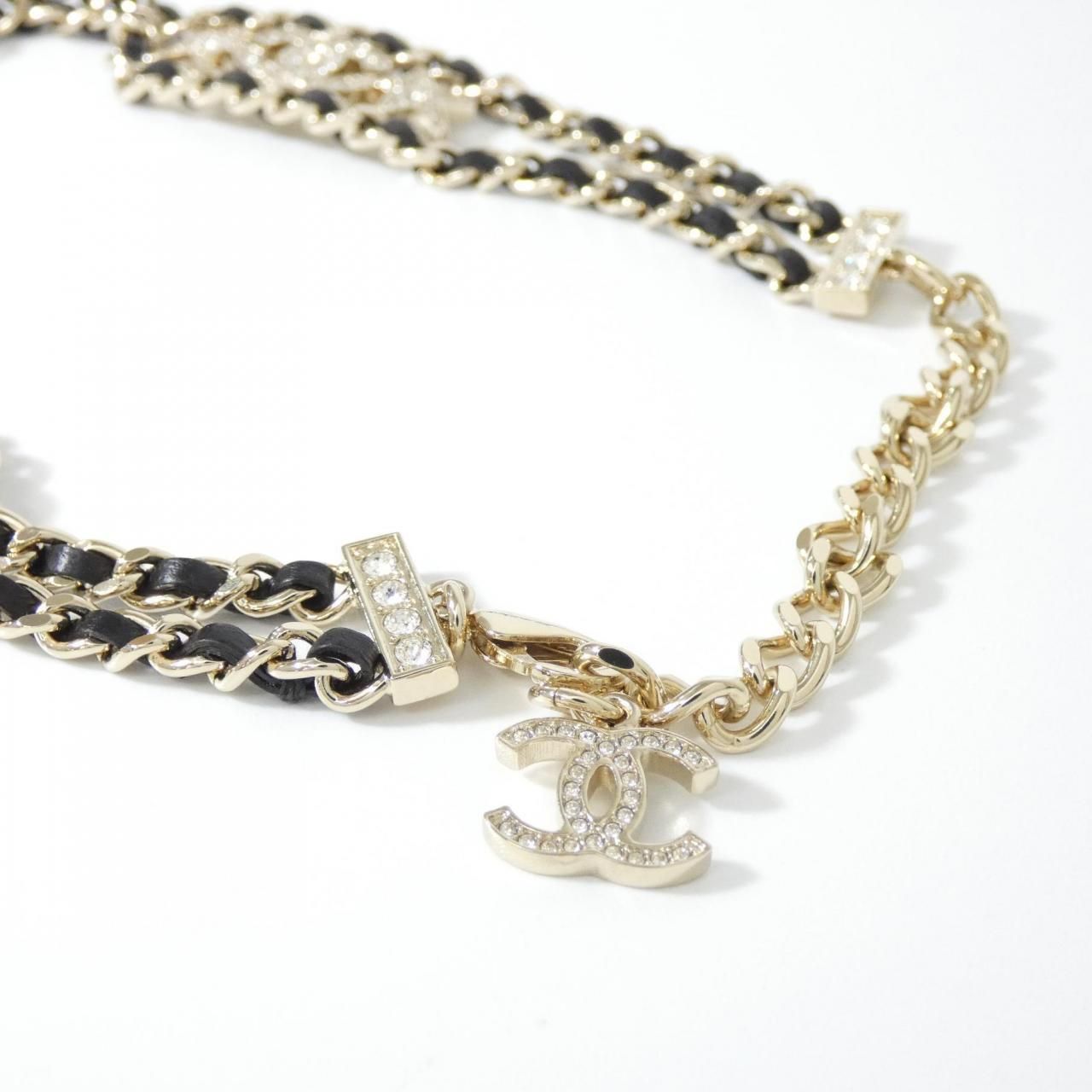 Chanel Necklace Gold — view 4
