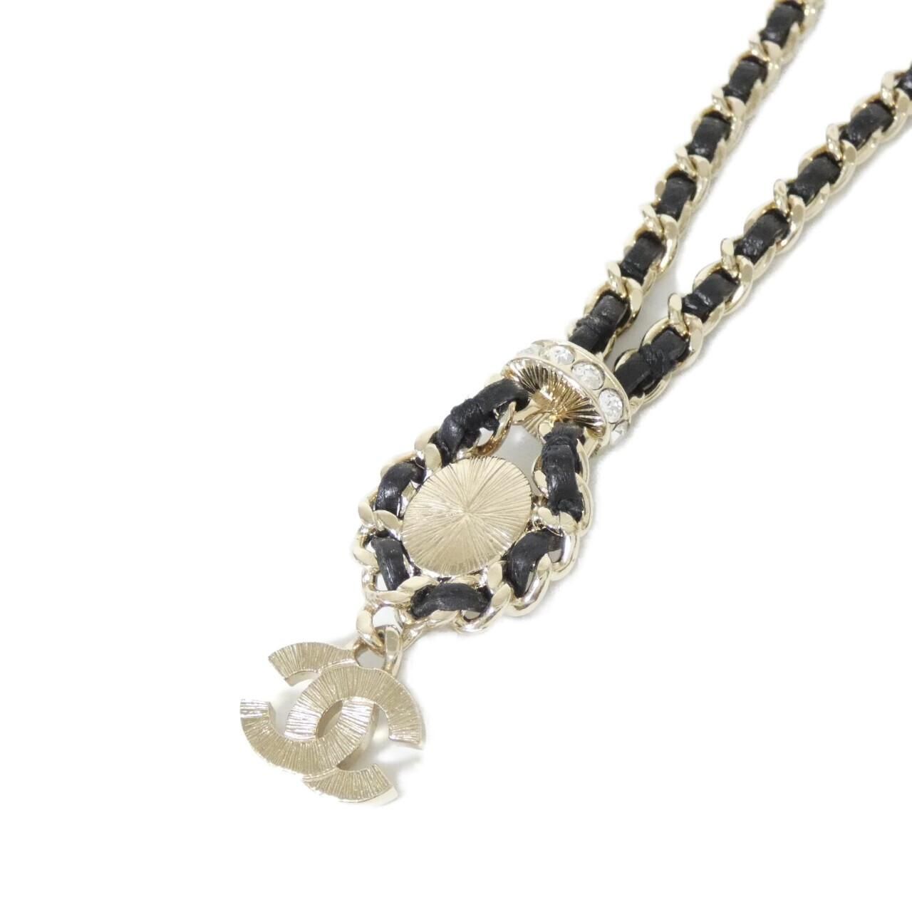 Chanel Necklace Gold — view 3