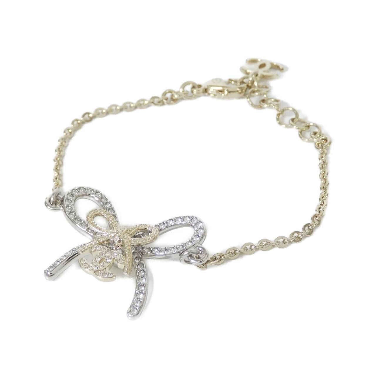 Chanel Bracelet Gold