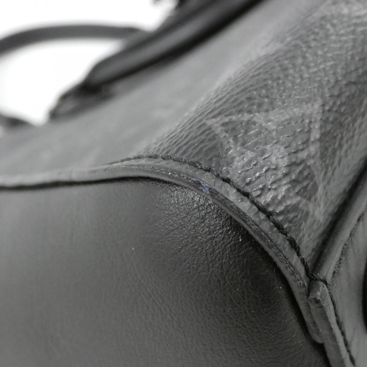 Louis Vuitton Monogram Eclipse Grand Sac — view 2