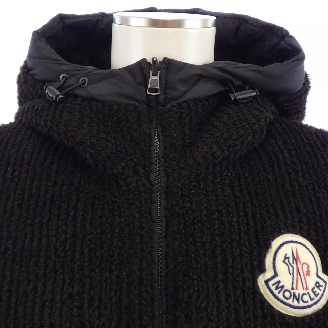 Moncler Tejat Down Jacket — view 6