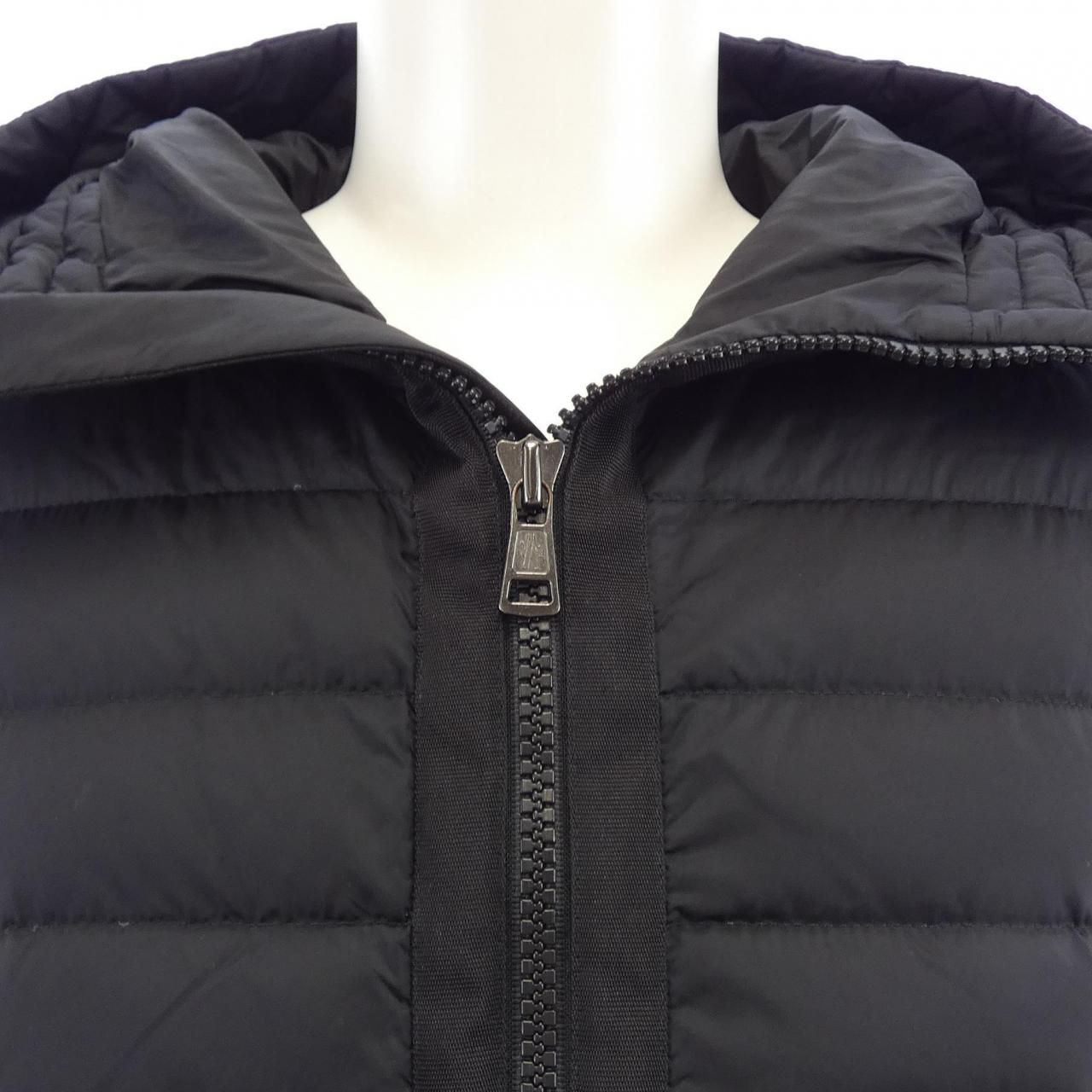 Moncler Down Jacket Black — view 6