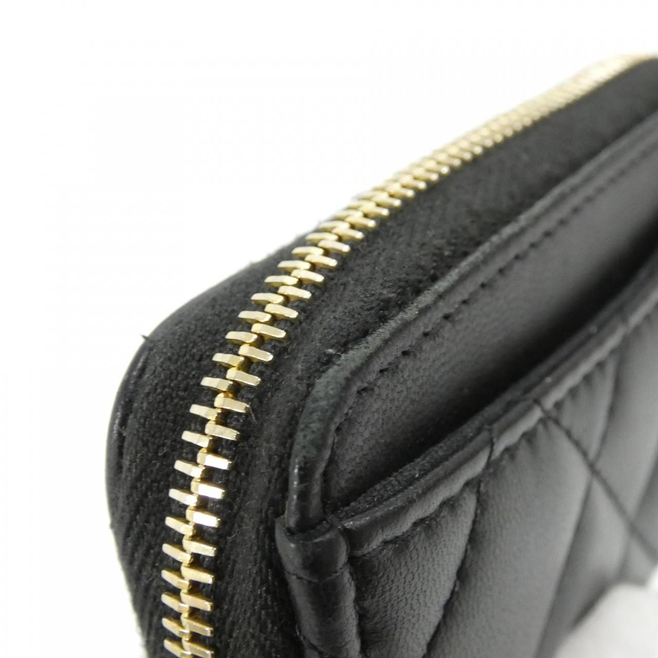 Chanel Timeless Classic Line Coin Case — view 5