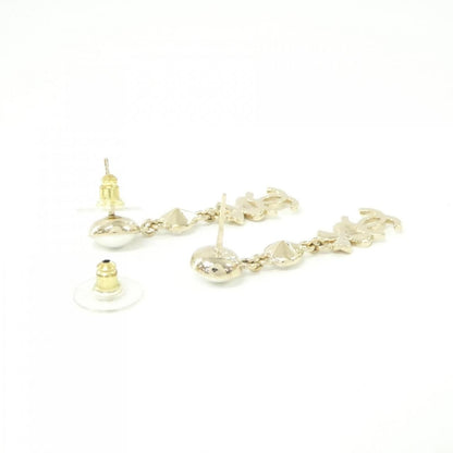 Chanel Earrings Gold — view 3
