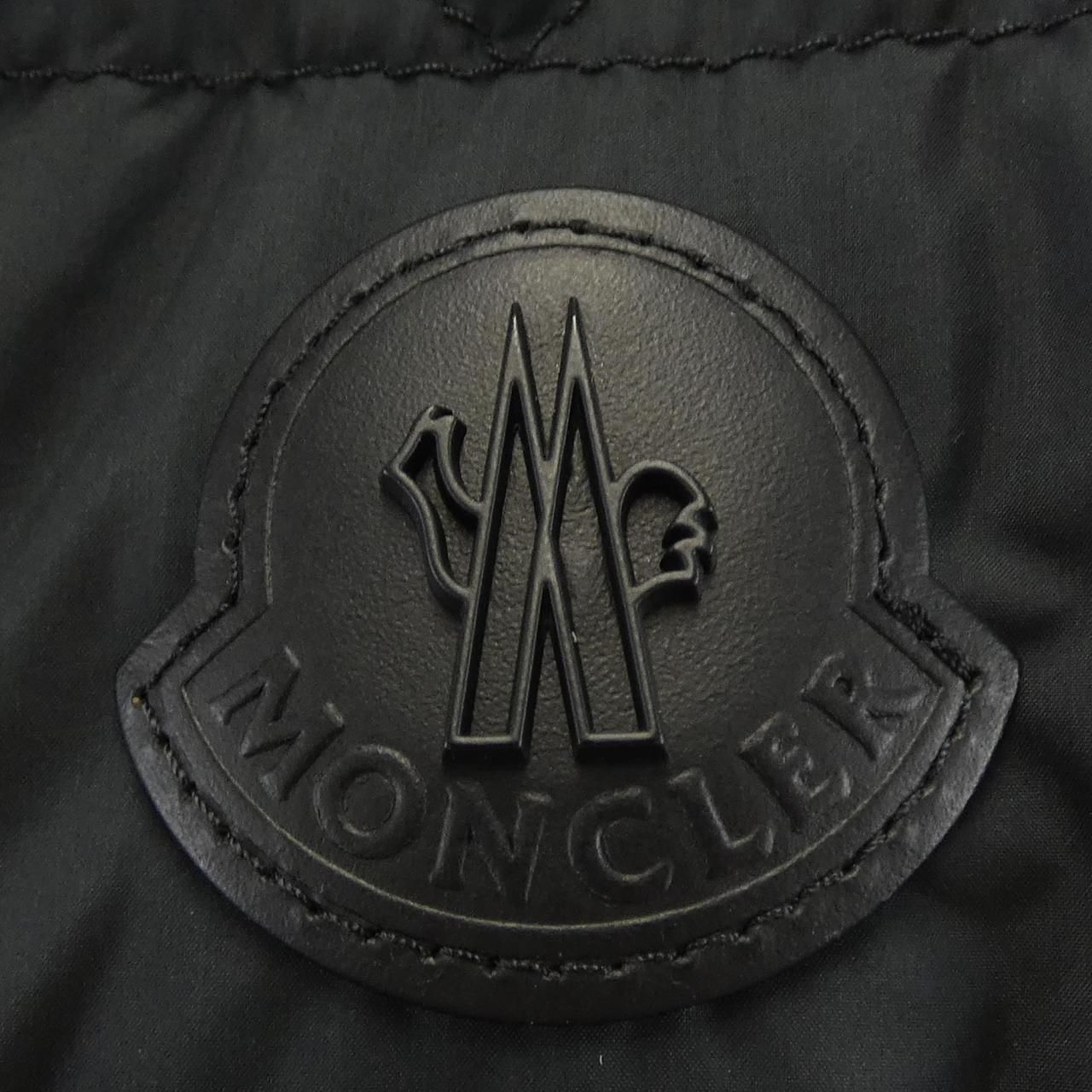 Moncler Arneb Down Jacket — view 8