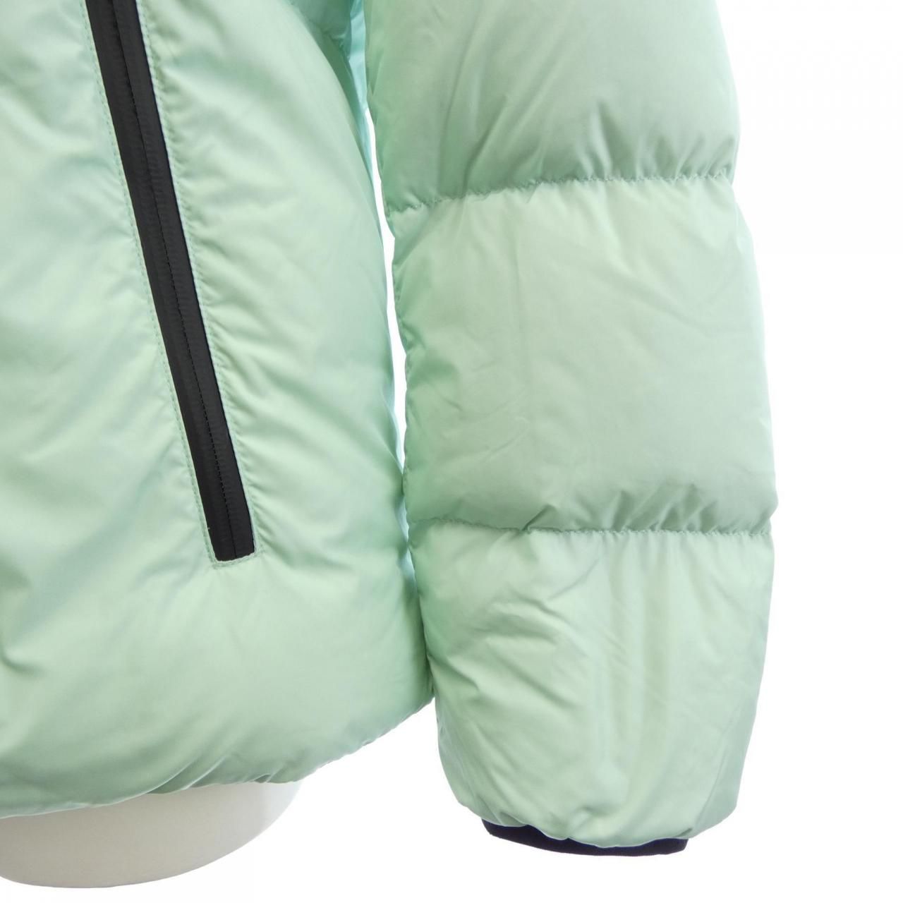 Moncler Montcla Down Jacket — view 7