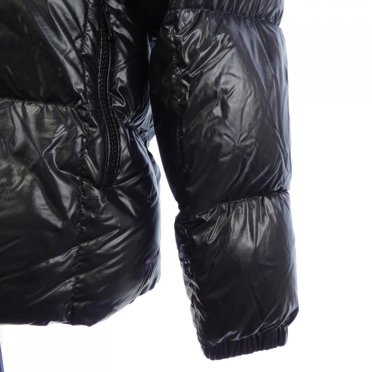 Moncler Parana Down Jacket — view 7