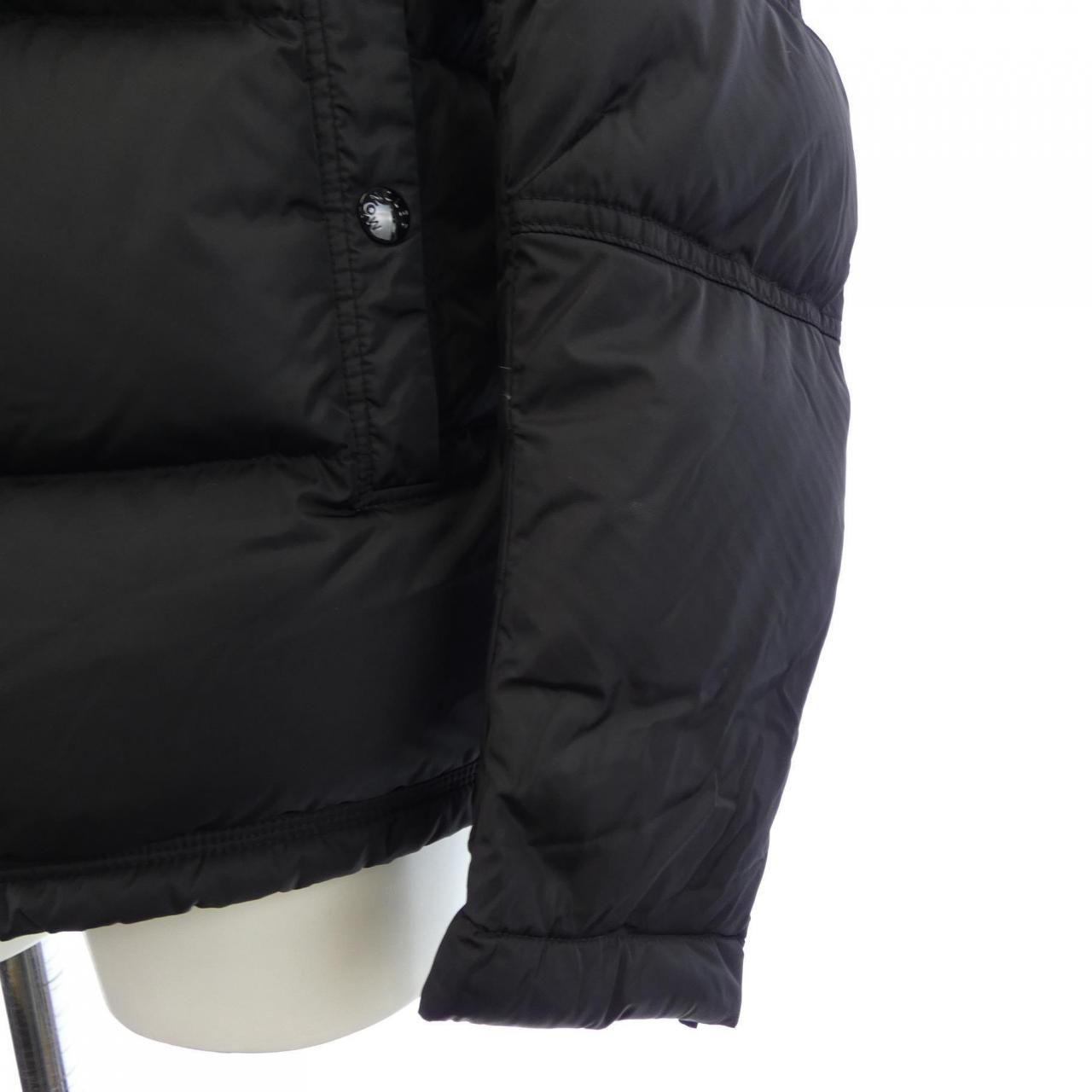 Moncler Leo Down Jacket — view 7