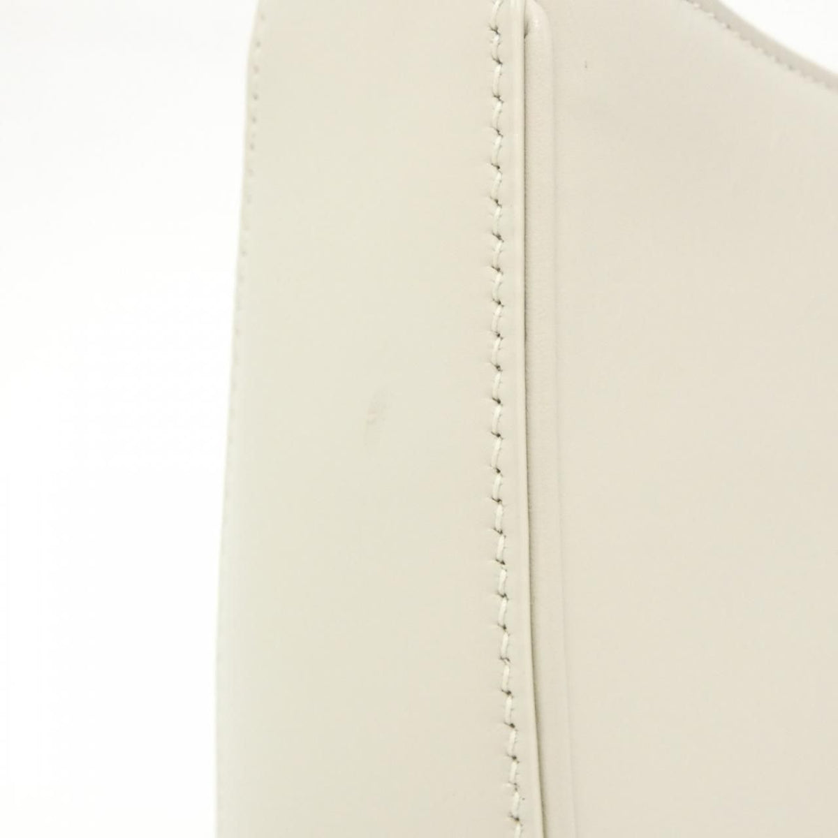 Saint Laurent Le 5 A 7 Shoulder Bag — view 5