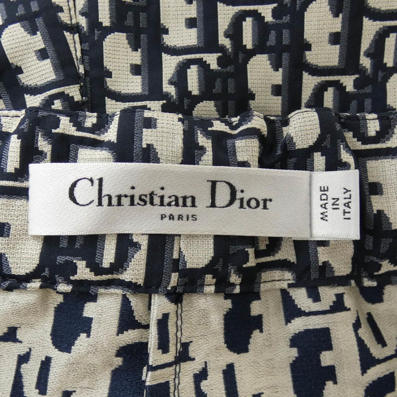Dior Oblique Technical Taffeta Jacket Shorts — view 4