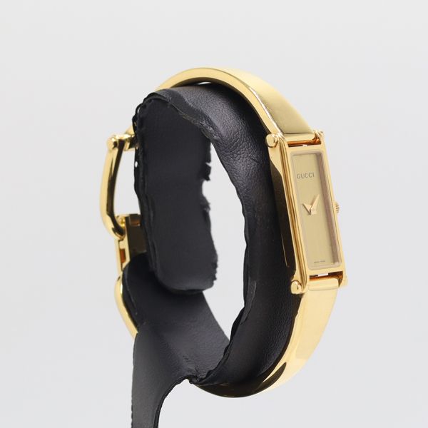 Gucci Quartz Bangle Watch Gold Dial — view 2