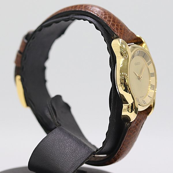 Gucci Quartz Gold Dial Watch — view 2