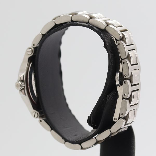 Gucci Quartz Date Black Dial Watch — view 3