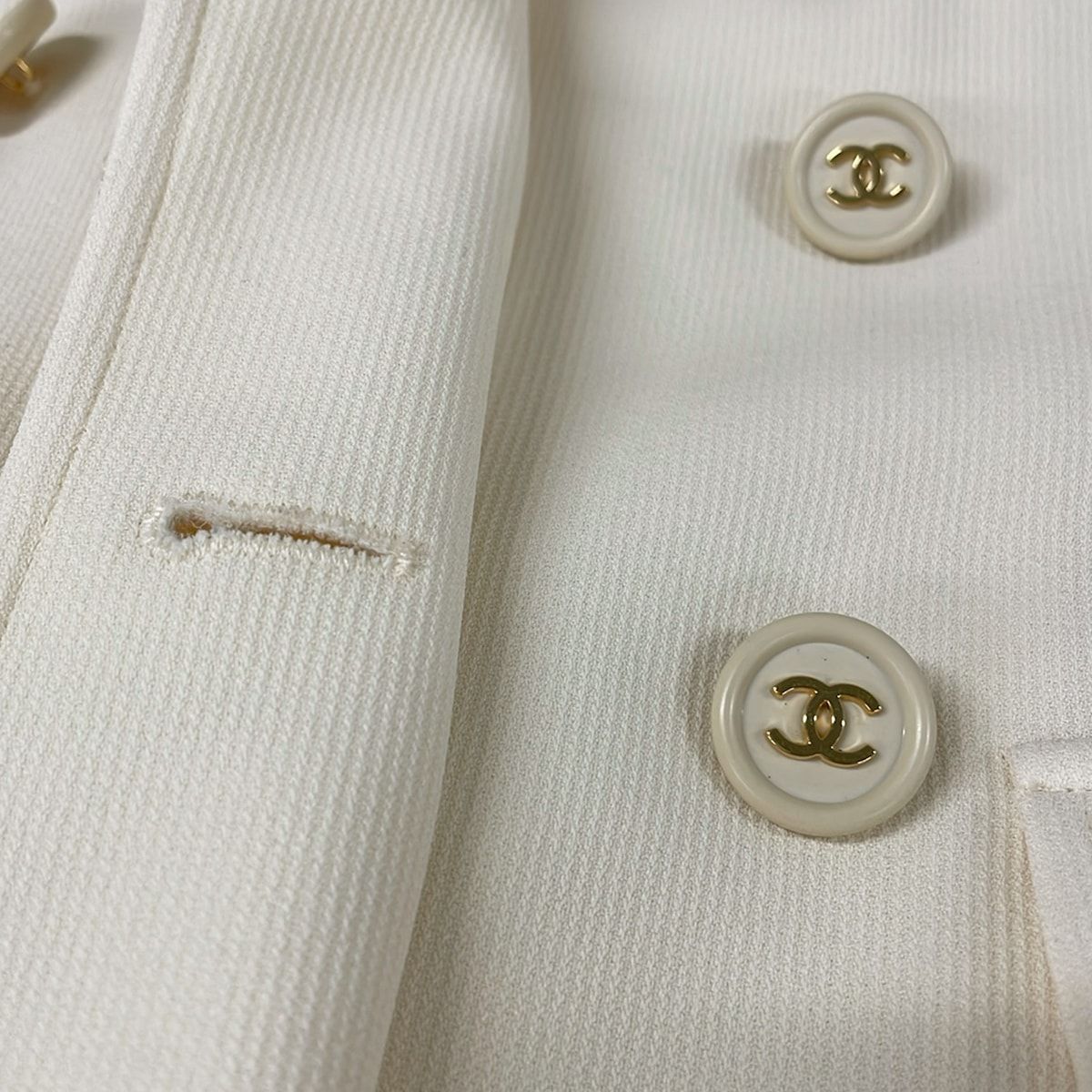 Chanel Coat 40 M Ivory Long Sleeve Spring Autumn — view 9