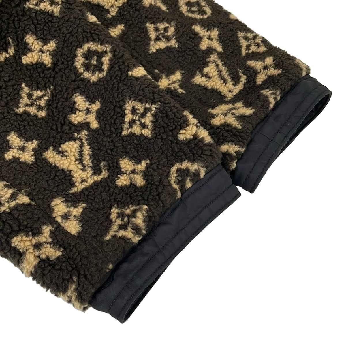 Louis Vuitton Coat 34 S Gp1 Black Dark Brown Beige Fleece Long Sleeve Reversible — view 7