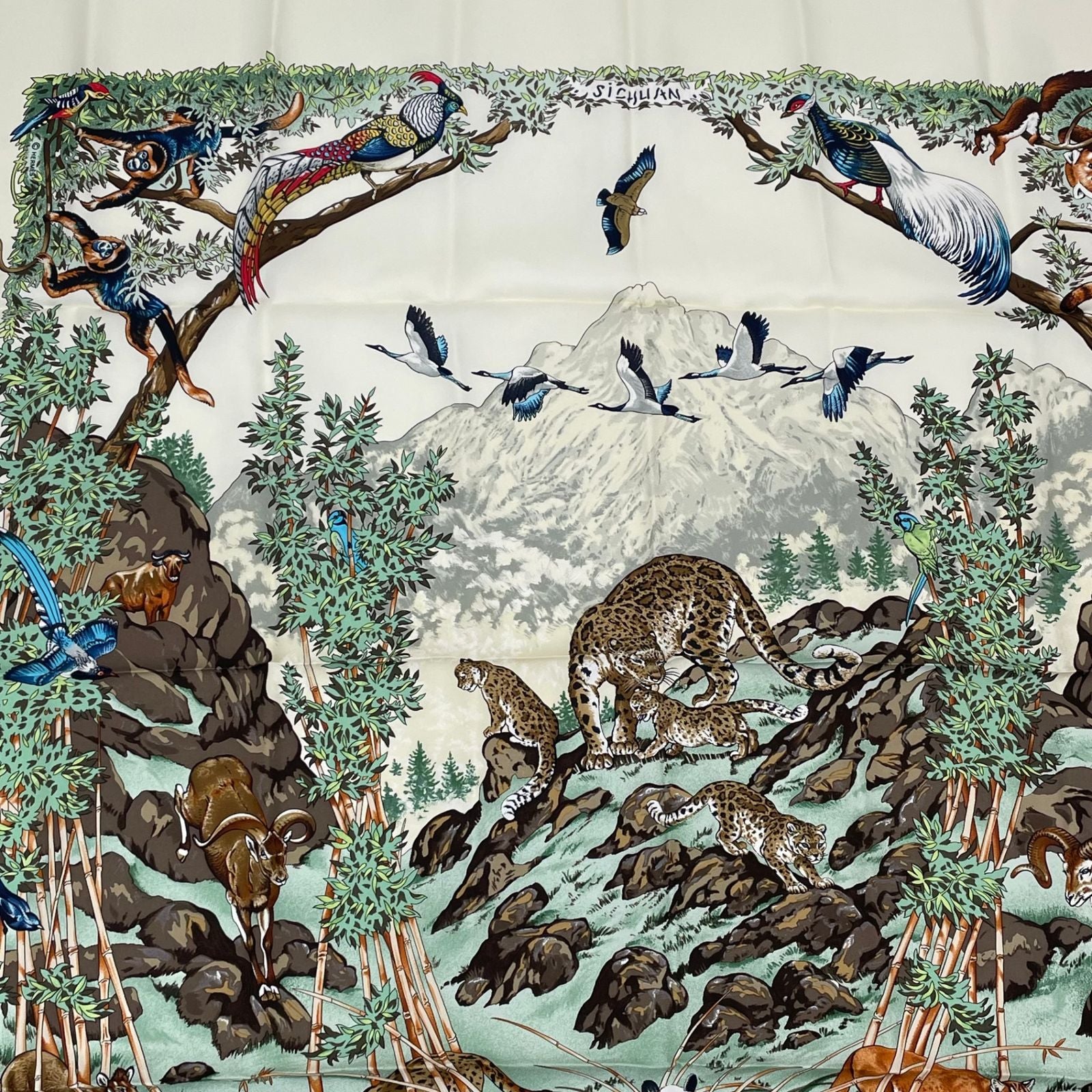Hermes Carre 90 Scarf Sichuan White — view 2