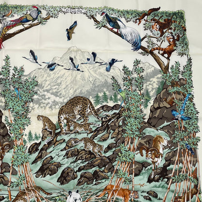 Hermes Carre 90 Scarf Sichuan White — view 3