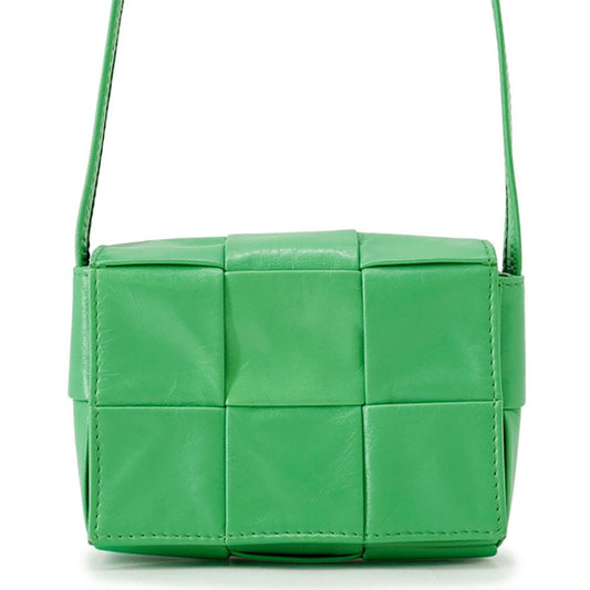 Bottega Veneta Shoulder Bag Maxi Intrecciato Candy Cassette Leather