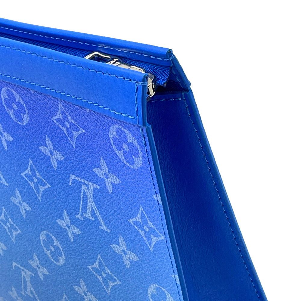 Louis Vuitton Clutch Monogram Clouds Pochette Voyage Virgil Abloh — view 7