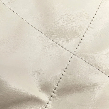 Chanel Chain Shoulder Bag 22 Small Shiny Calfskin White — view 9