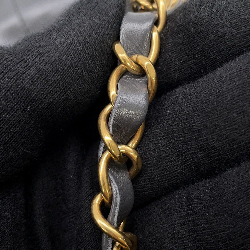 Chanel Backpack 22 Small Shiny Calfskin — view 8