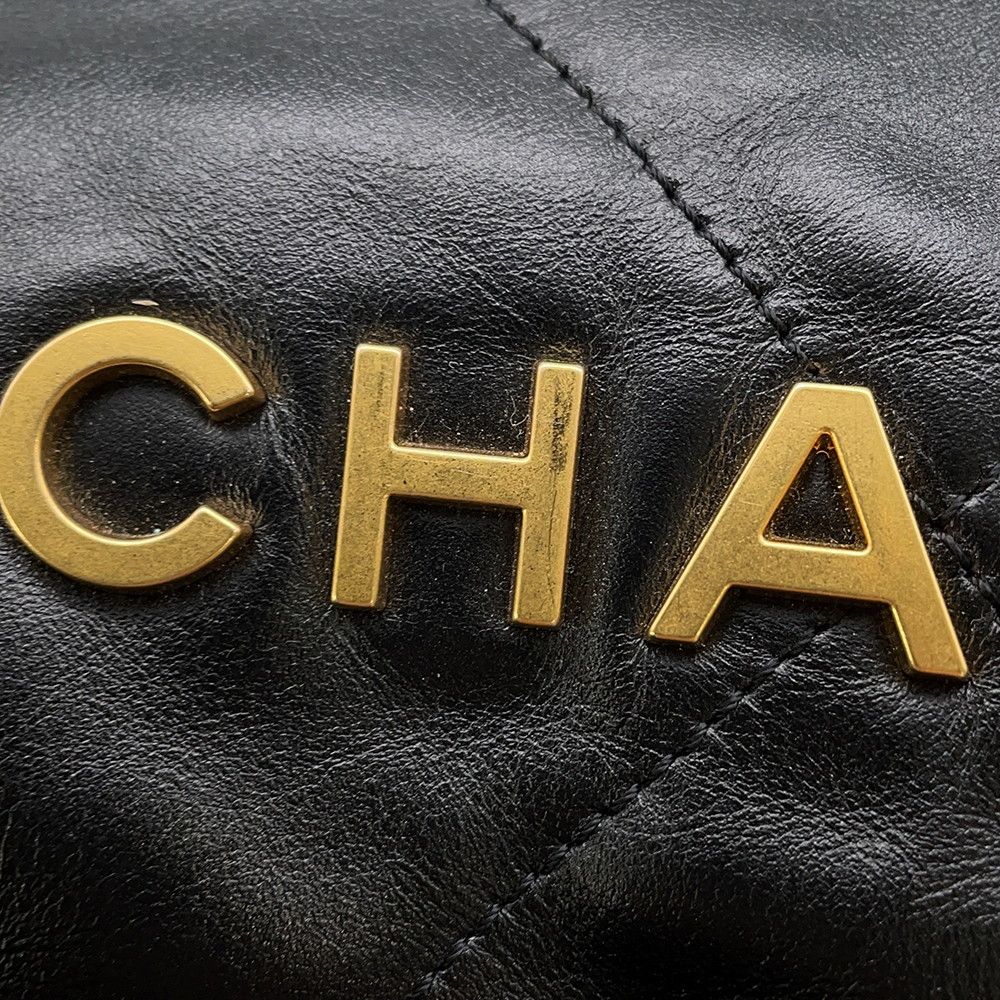 Chanel Backpack 22 Small Shiny Calfskin Black — view 7