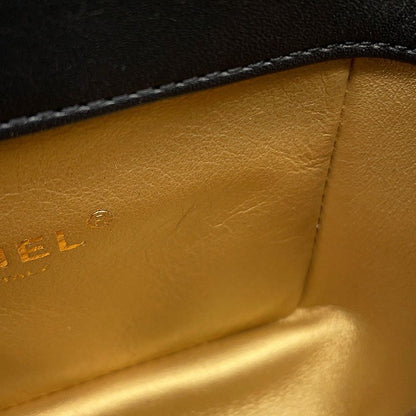 Chanel Chain Shoulder Bag Quilted CC Logo Lambskin Black — view 8
