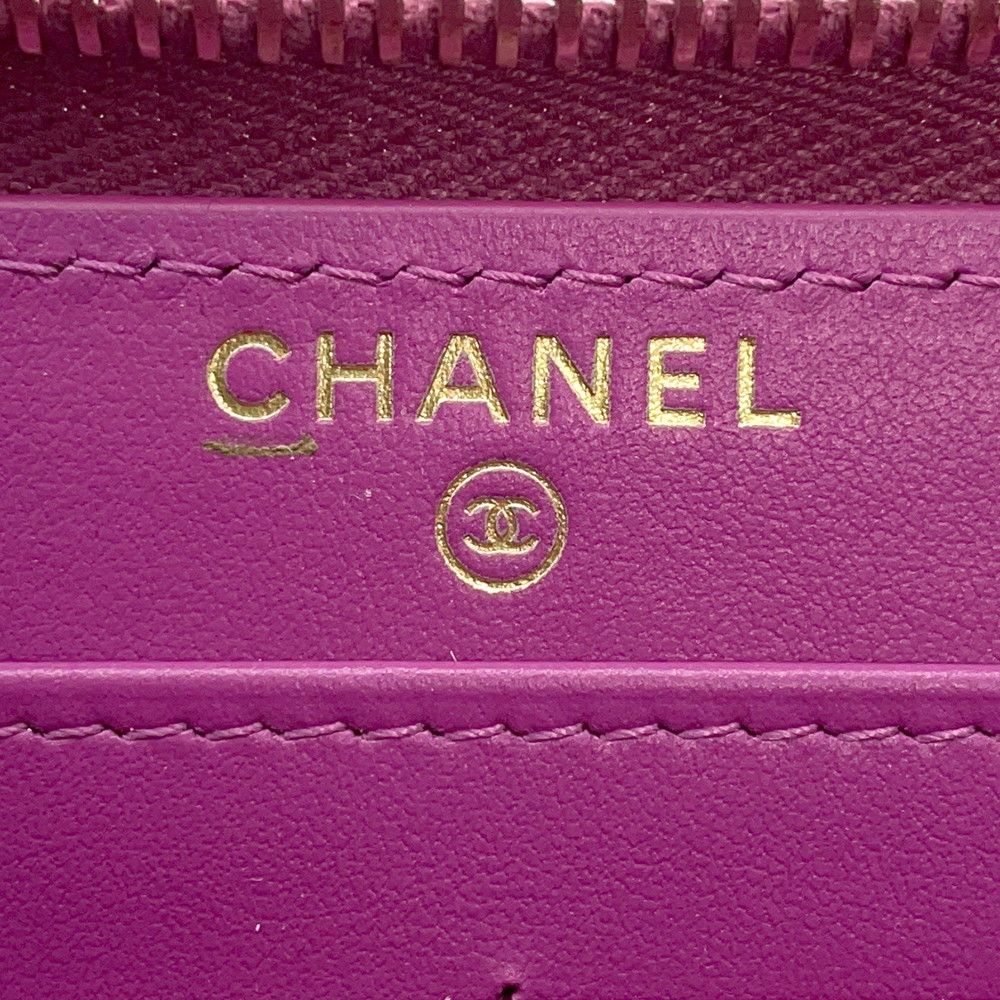 Chanel Wallet 19 Small Zip CC Logo Lambskin — view 9