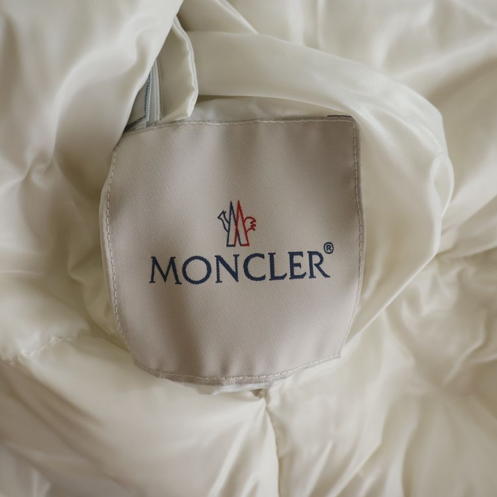 Moncler Pluvier Reversible Fur Down Jacket White — view 7